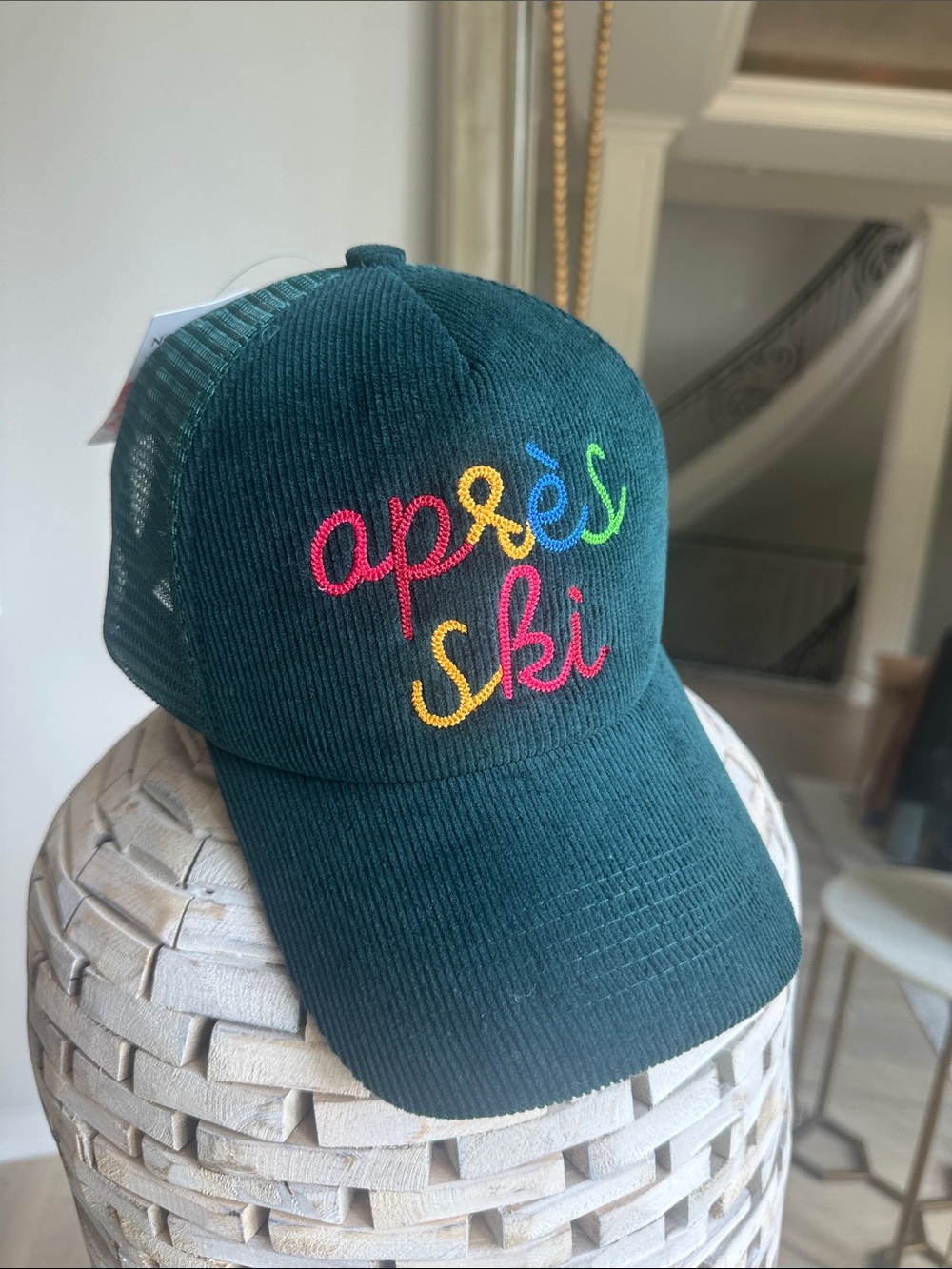 Teal Corduroy Trucker Hat with Multicolor 'après ski' Embroidery